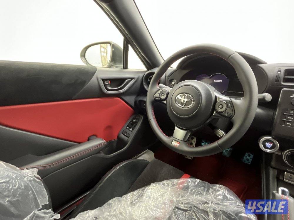 TOYOTA GR-86 23GR86-M_N8
