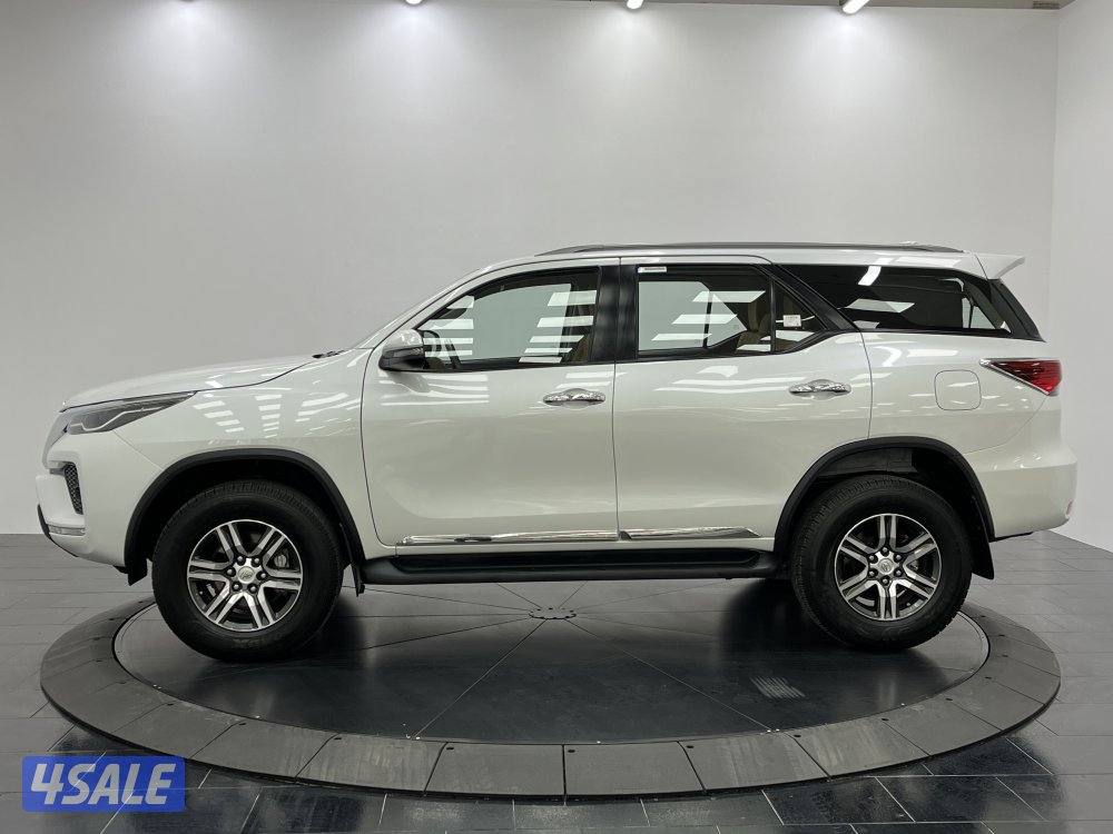 TOYOTA FORTUNER_N 23FT4H_U2