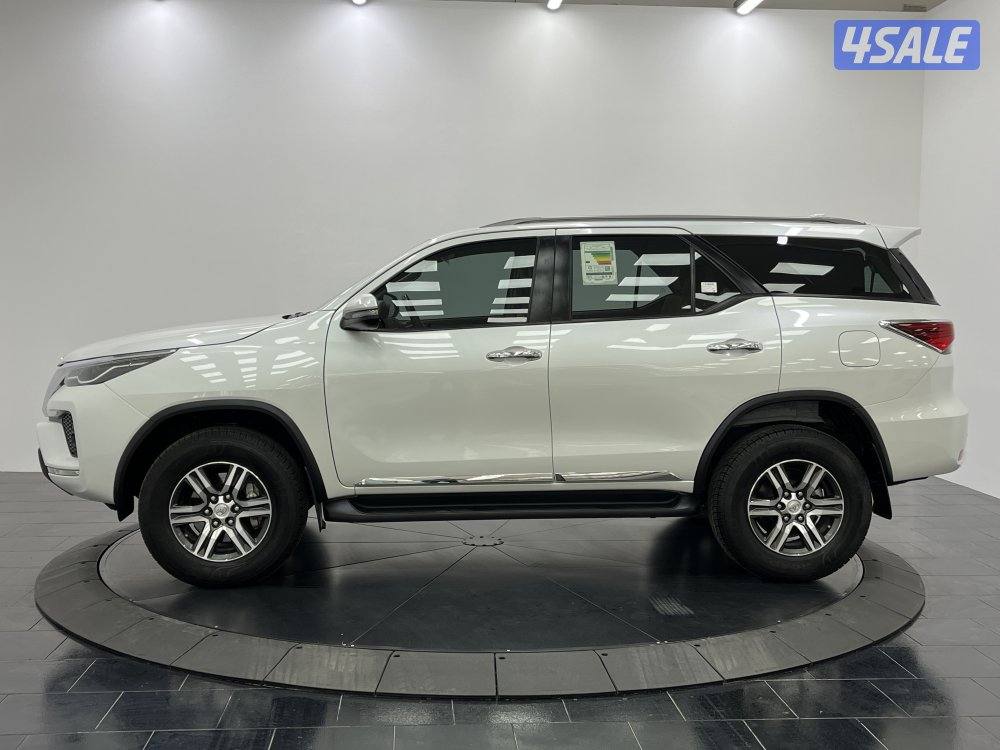 TOYOTA FORTUNER_N 23FT4H_U2