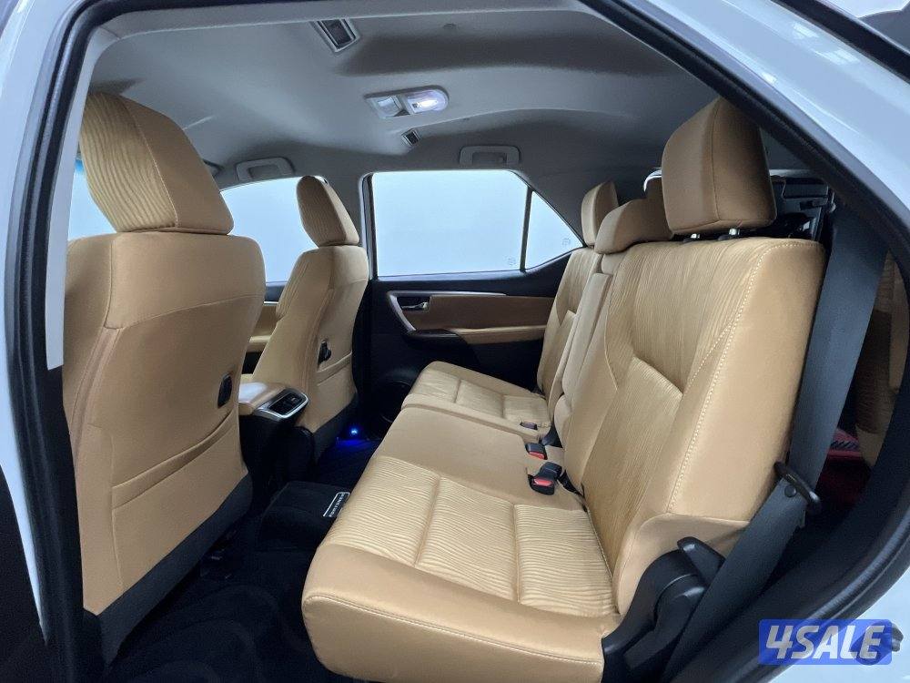 TOYOTA FORTUNER_N 23FT4H_U3