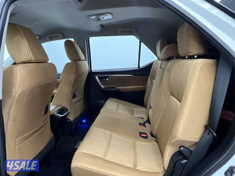TOYOTA FORTUNER_N 23FT4H_U3