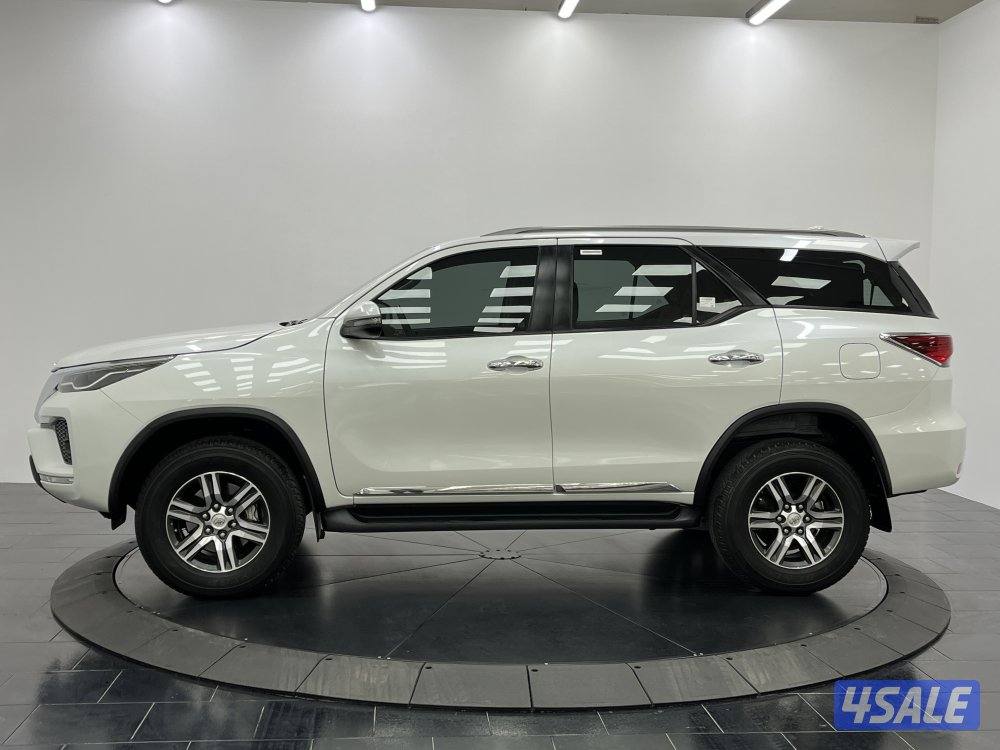 TOYOTA FORTUNER_N 23FT4H_U2