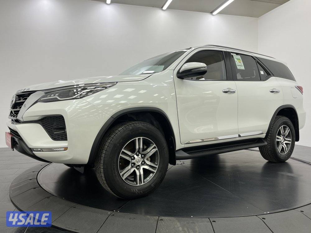 TOYOTA FORTUNER_N 23FT4H_U1