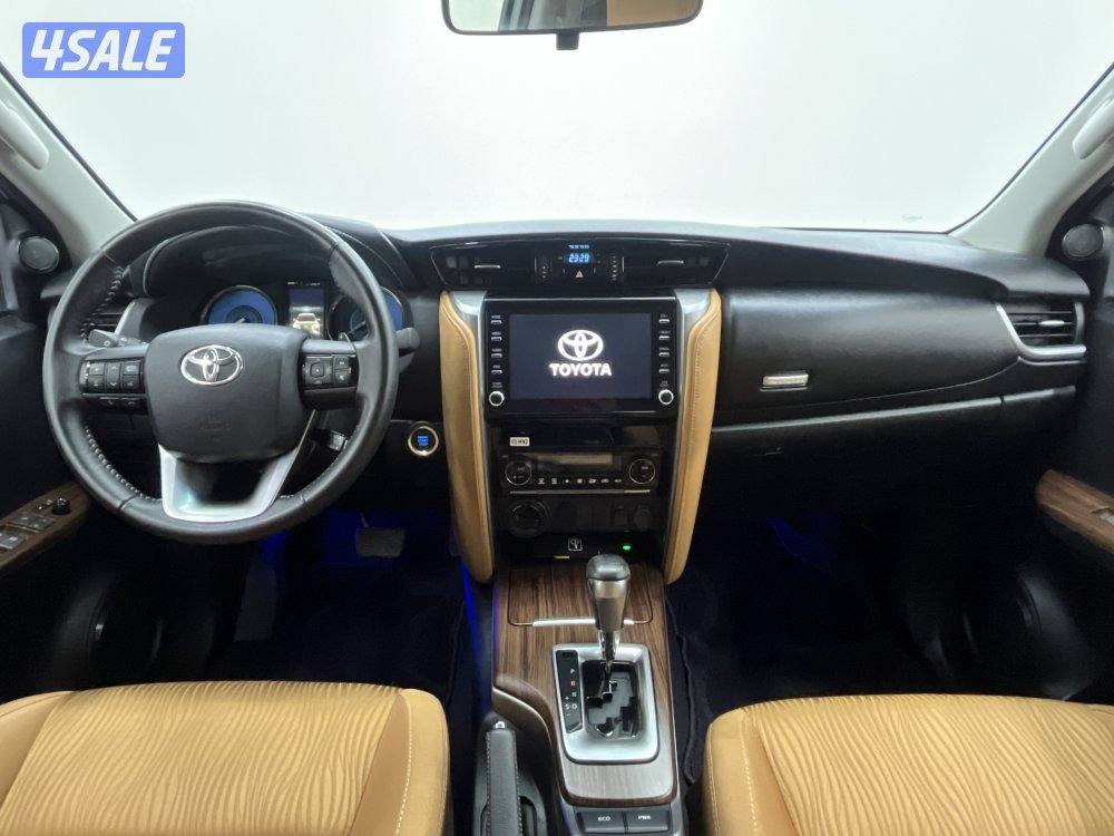 TOYOTA FORTUNER_N 23FT4H_U8