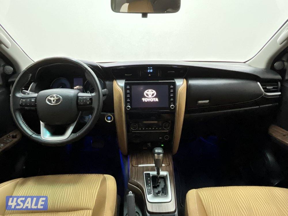 TOYOTA FORTUNER_N 23FT4H_U9
