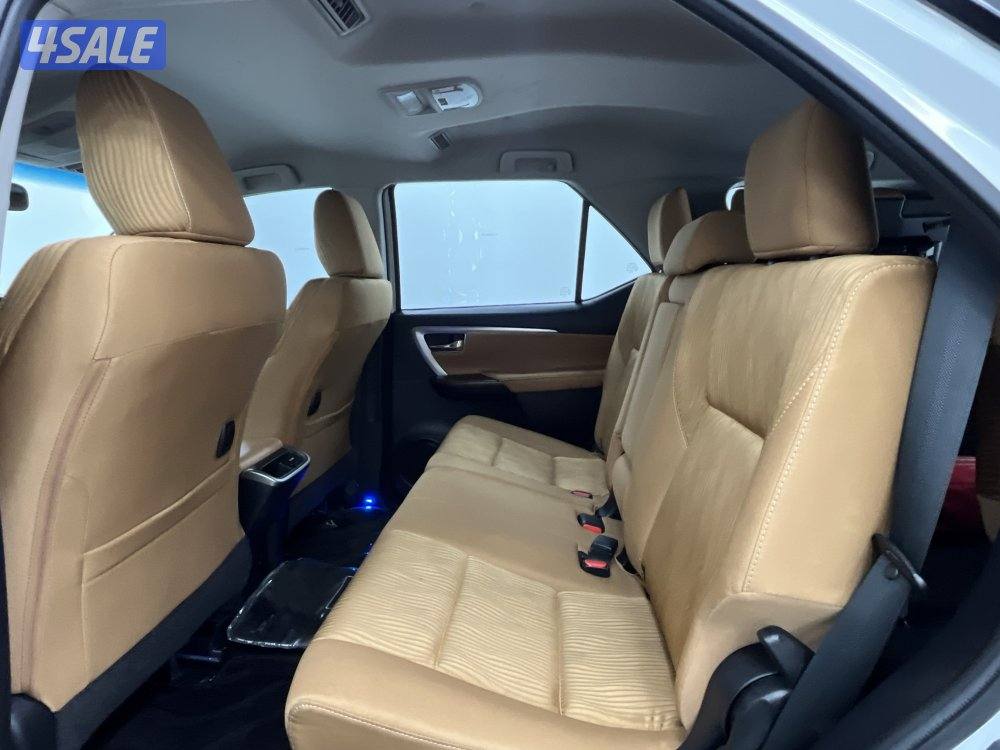 TOYOTA FORTUNER_N 23FT4H_U3