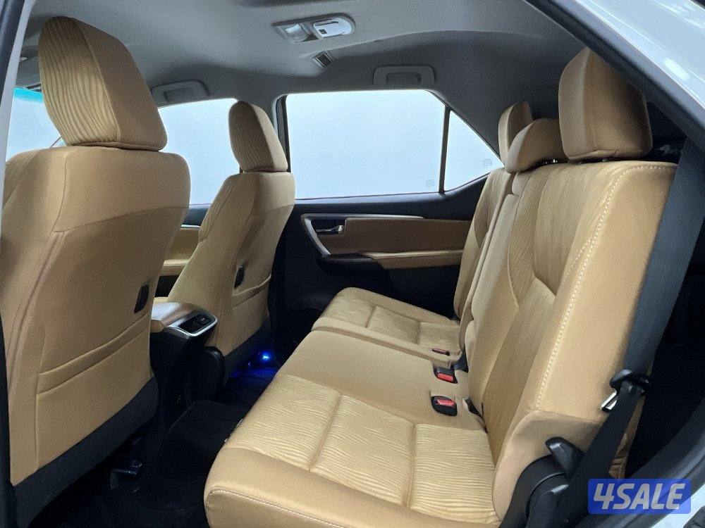 TOYOTA FORTUNER_N 23FT4H_U3
