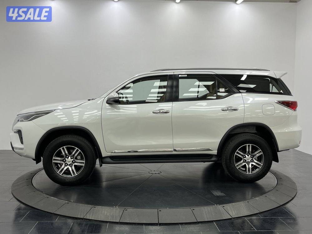 TOYOTA FORTUNER_N 23FT4H_U2