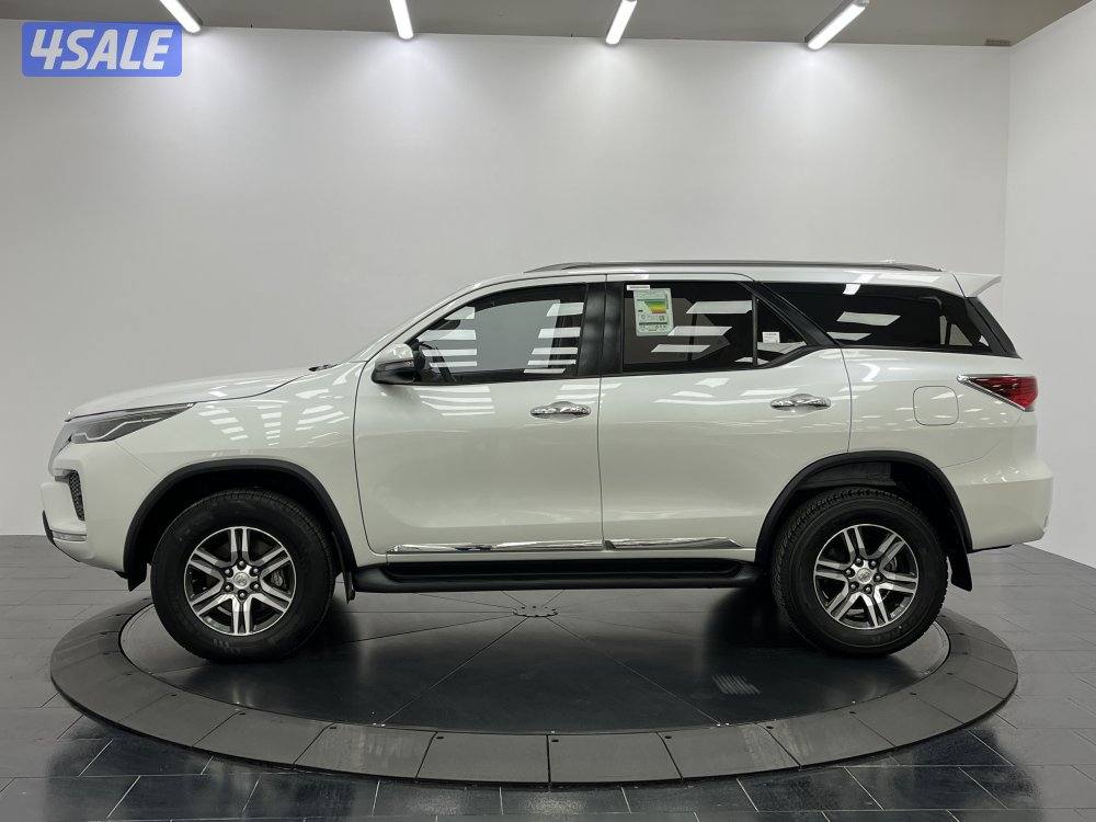 TOYOTA FORTUNER_N 23FT4H_U2