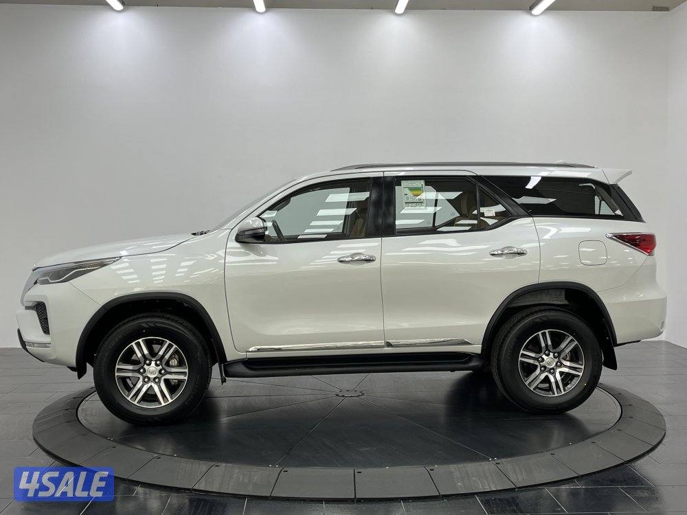 TOYOTA FORTUNER_N 23FT4H_U2