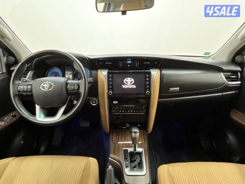 TOYOTA FORTUNER_N 23FT4H_U6