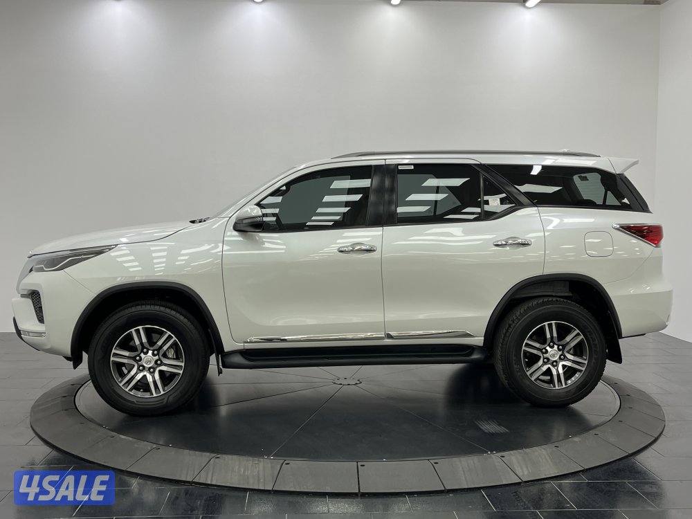 TOYOTA FORTUNER_N 23FT4H_U2