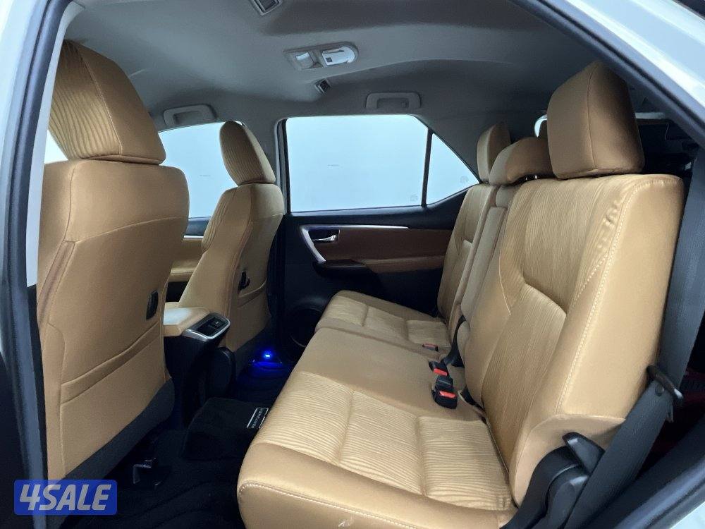 TOYOTA FORTUNER_N 23FT4H_U3