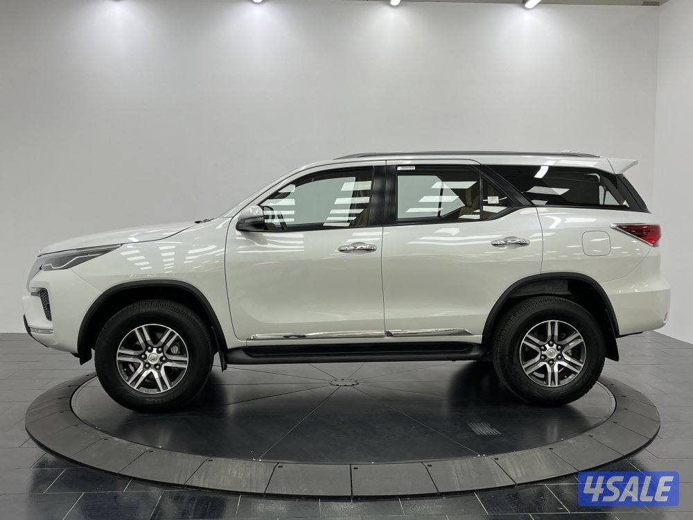 TOYOTA FORTUNER_N 23FT4H_U2