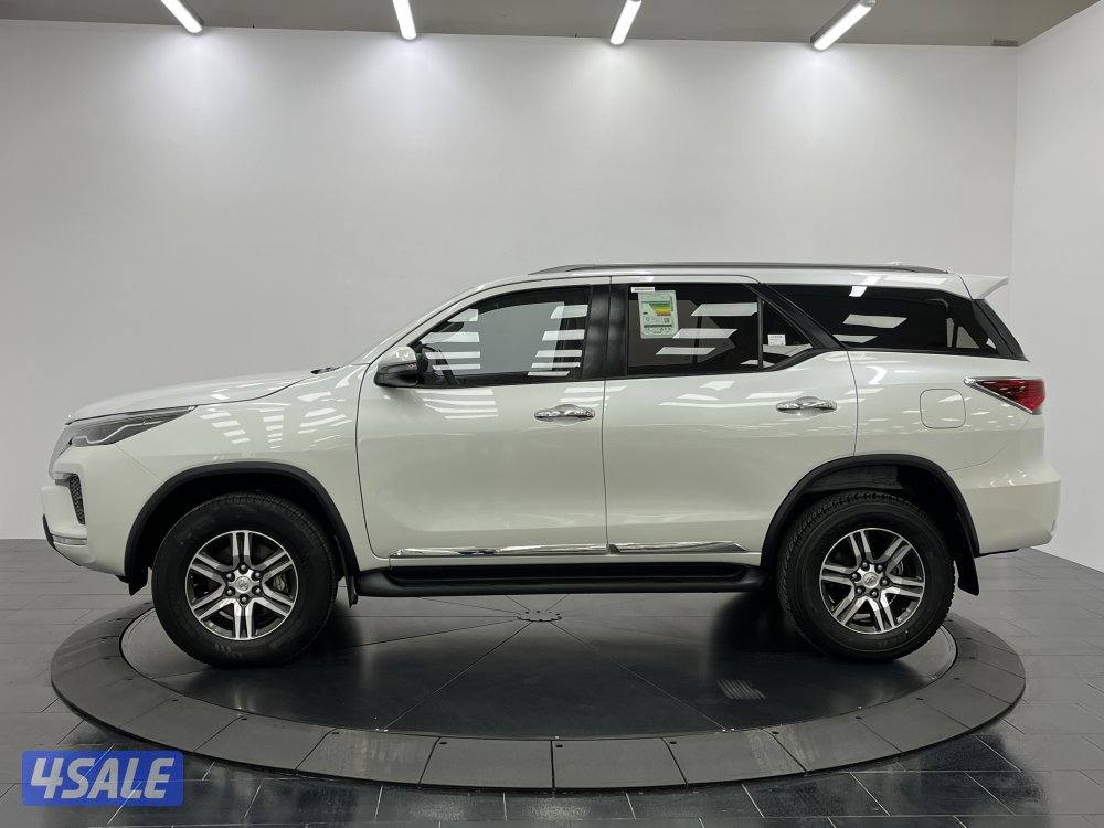 TOYOTA FORTUNER_N 23FT4H_U2