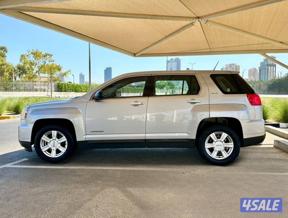 ًGMC تيرين SLE - الموديل:2016 - العداد:1143