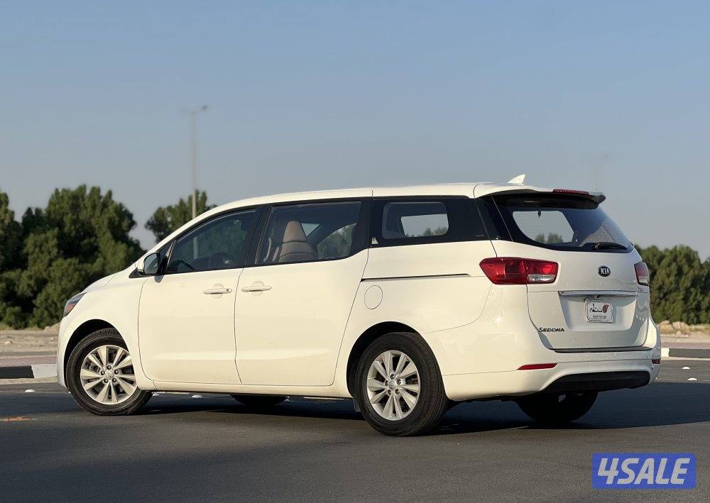 كيا سيدونا موديل 2016 صبغ الوكاله6