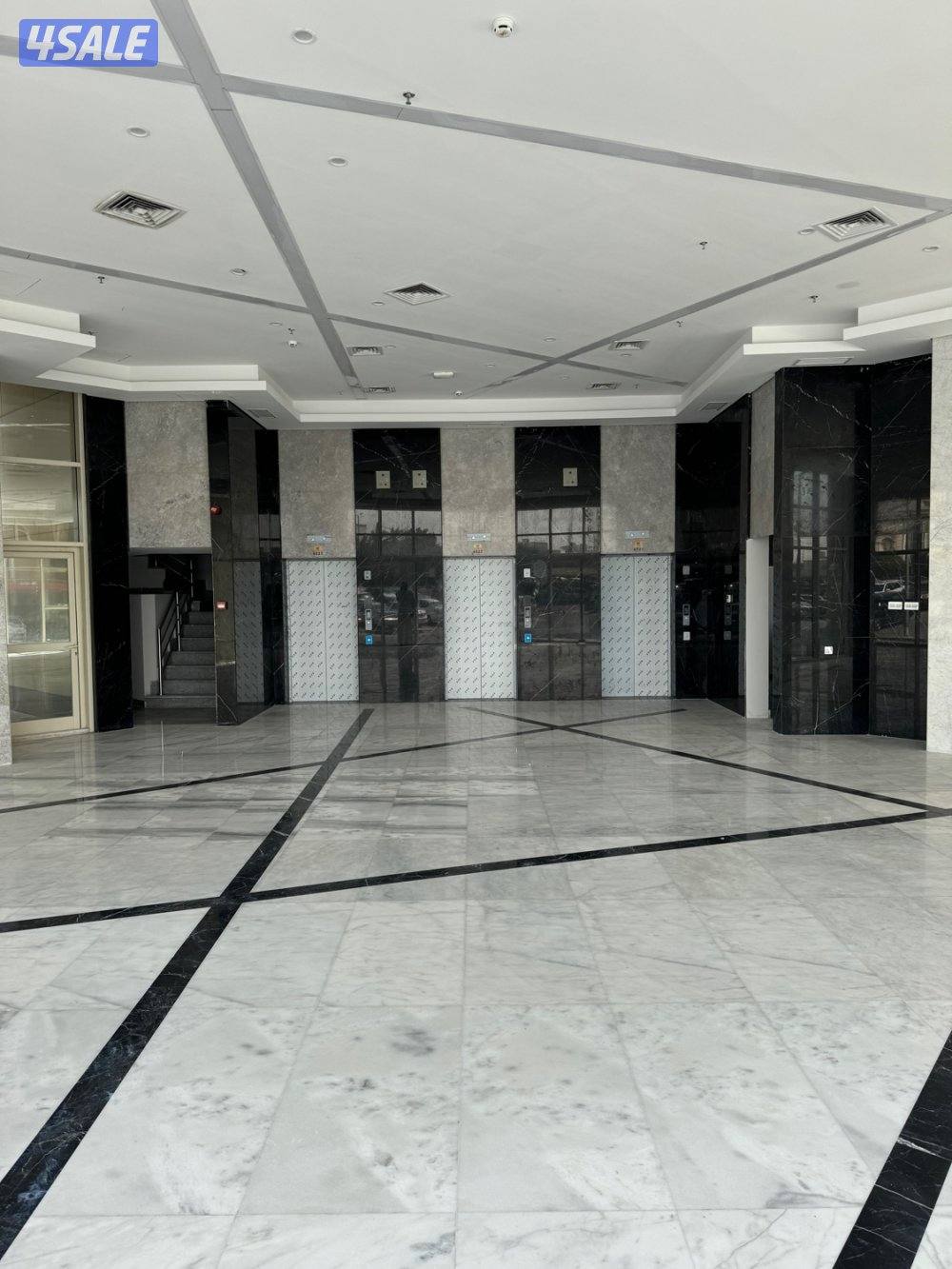 عيادات طبية للإيجار1