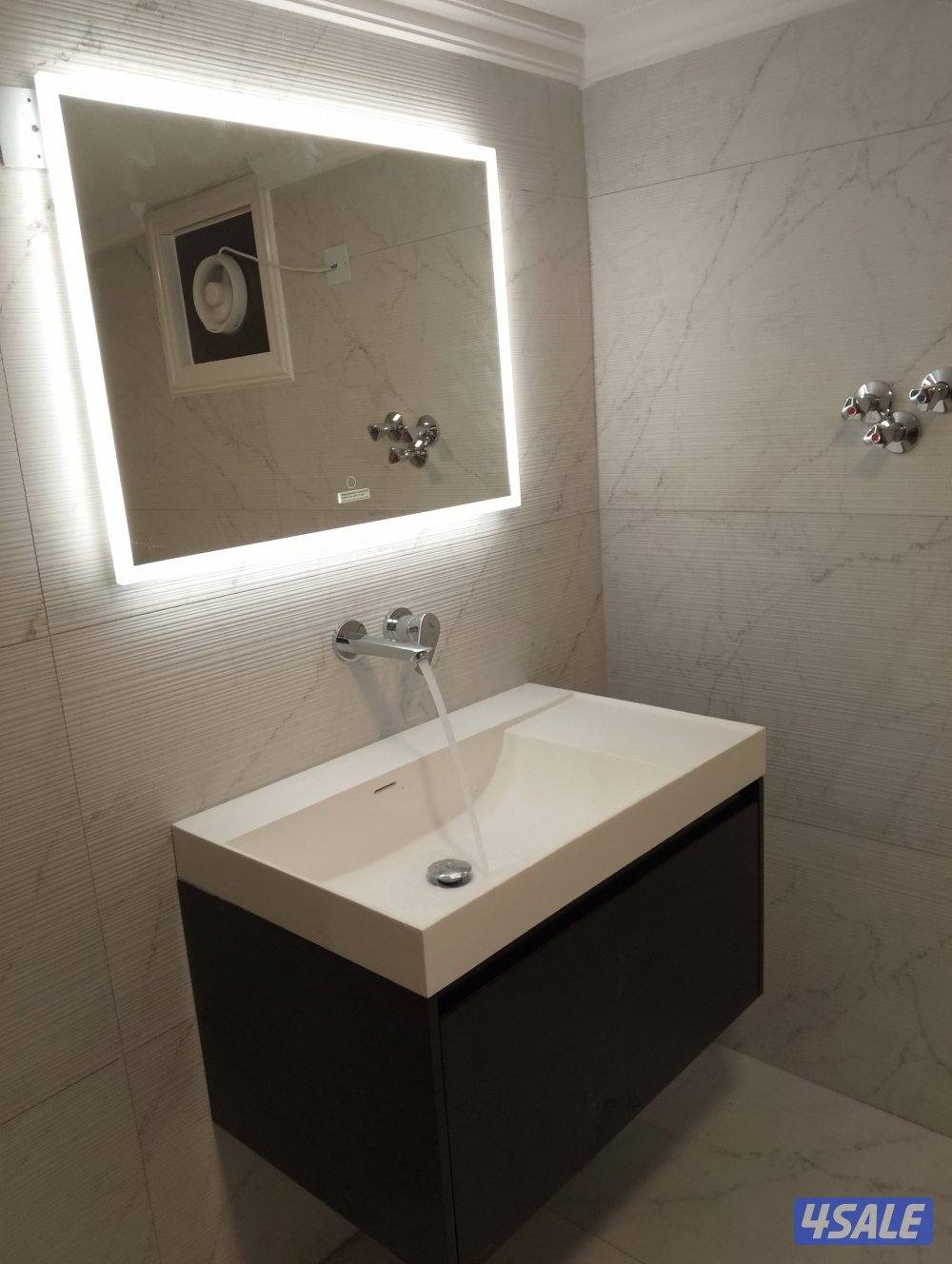 فني صحي وتمديد وتشطيب حمامات وتغيير السيراميك0