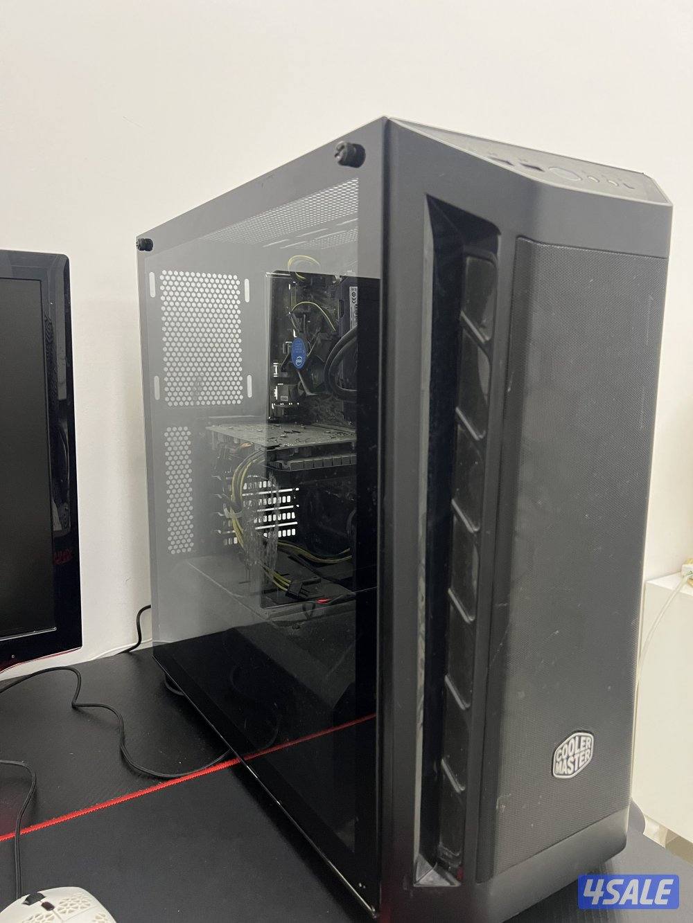 للبيع بي سي و شاشه و كيبورد و ماوس و ماوس باد للتواصل واتساب0