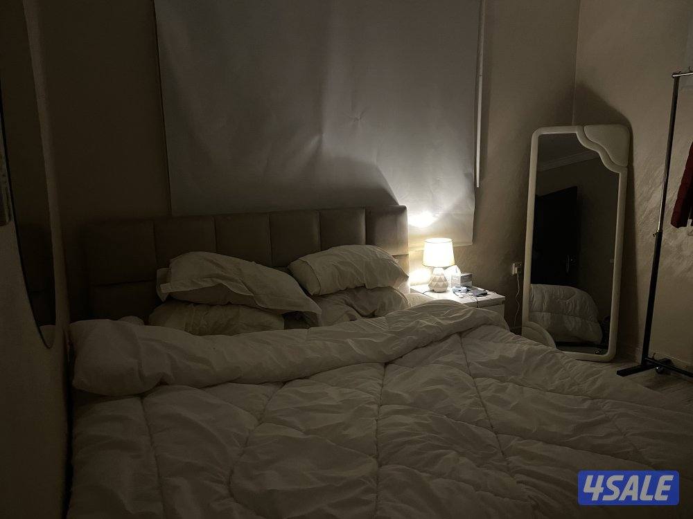 للبيع شقة غرفة وصالة بالسالمية شارع قطر5