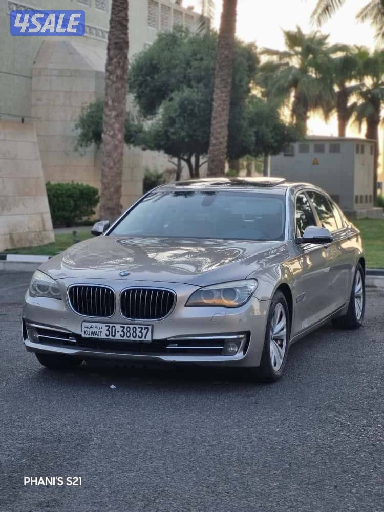 للبيع BMW730 Li1