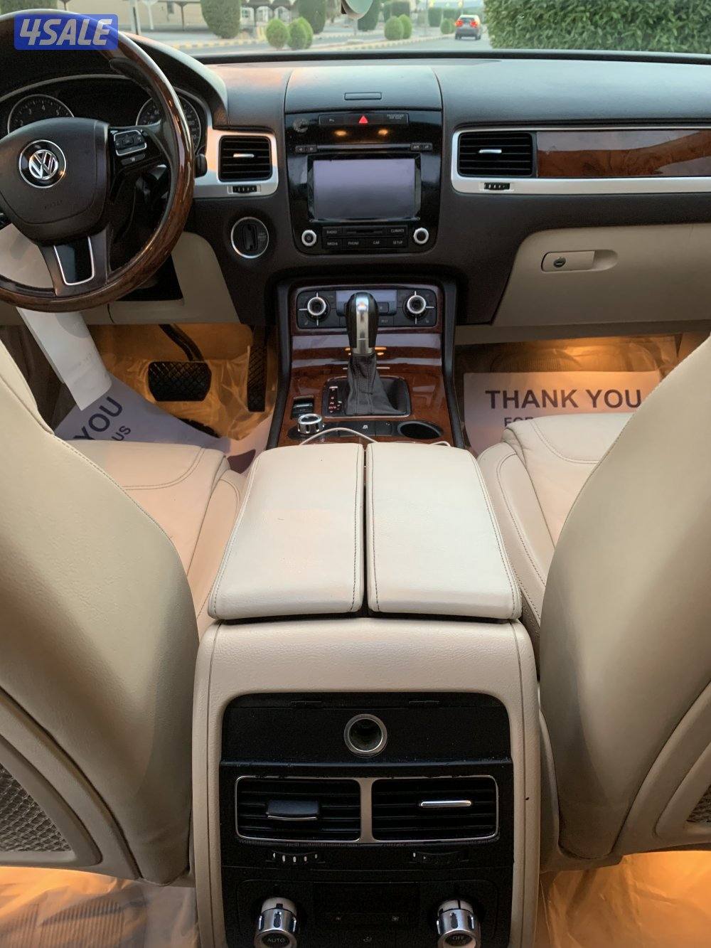 للبيع فولكس واجن طوارق موديل 2013 كامل المواصفات ماشي١٦٥ الف فقط9