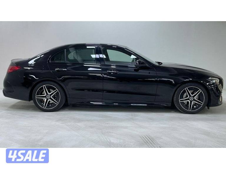 Mercedes-Benz C-Class4