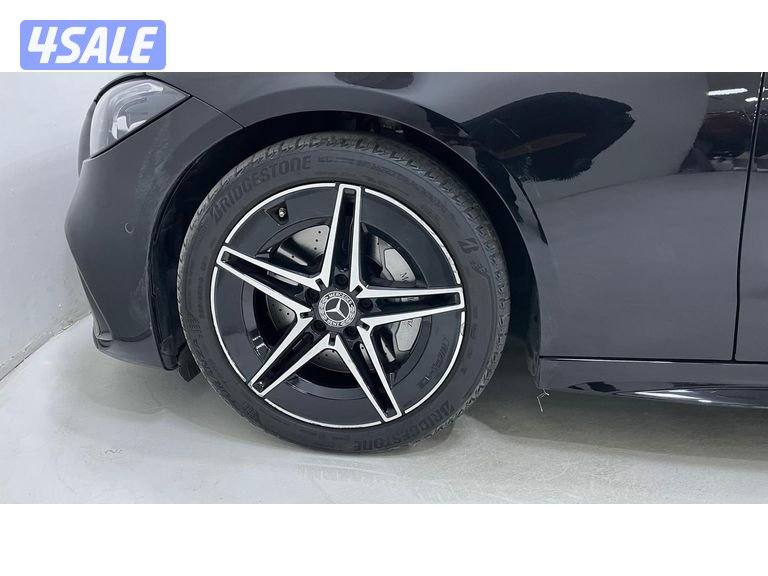 Mercedes-Benz C-Class8