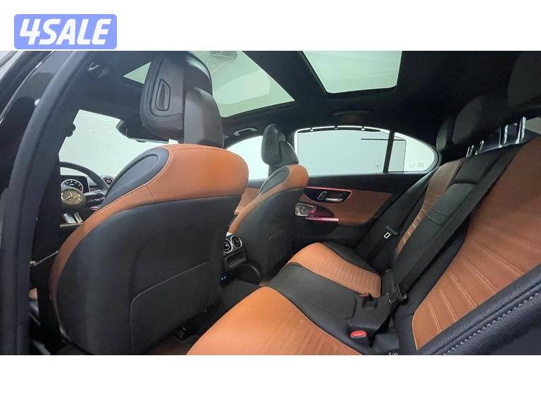 Mercedes-Benz C-Class13