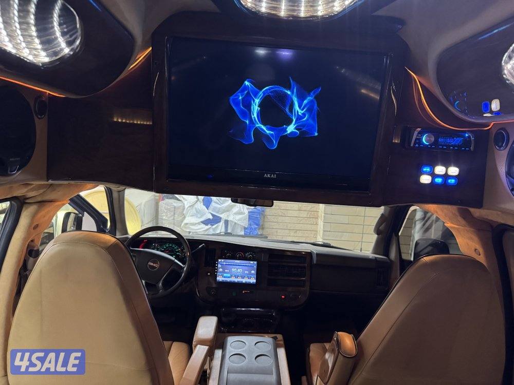 للبيع فان اللون اسود20133