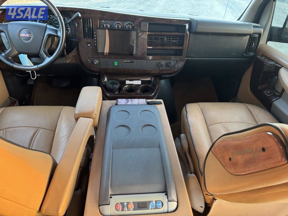 للبيع فان اللون اسود20137