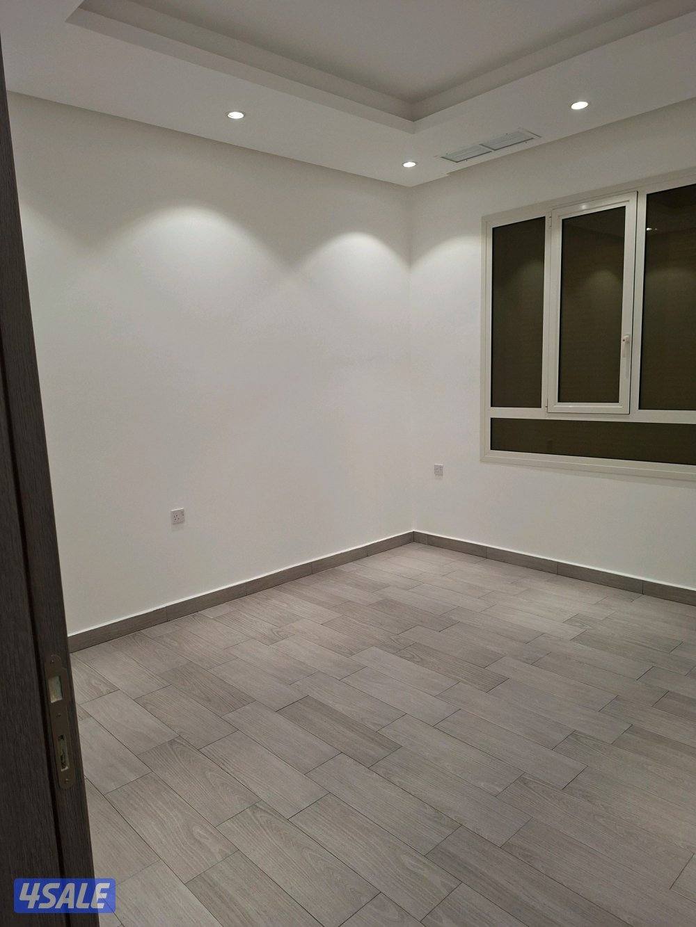 للايجار شقة بجنوب عبدالله المبارك لمعاريس أو اسرة صغيرة للجادين فقط5