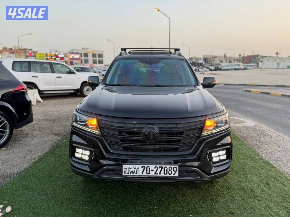 ام جي RX8 - موديل 2022 - عداد 91 - وارد الغانم - اعلى درجه4