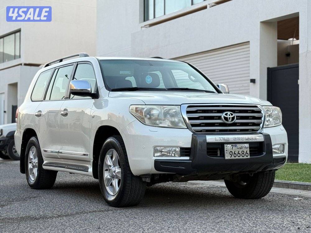 لاند كروزر VX-R0