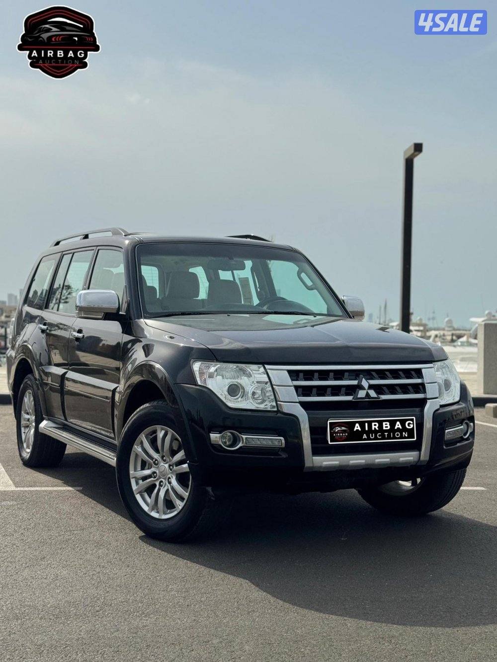 باجيرو موديل 2020 
عداد 81 الف 
ماكينه 3.8 cc كامل المواصفات11