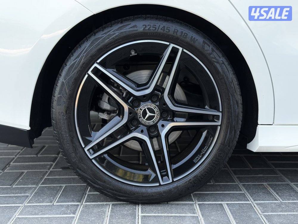 مرسيدس CLA200 Kit AMG موديل 2024 عداد 52 الدرجة الأولى صبغ وكالة الملا12