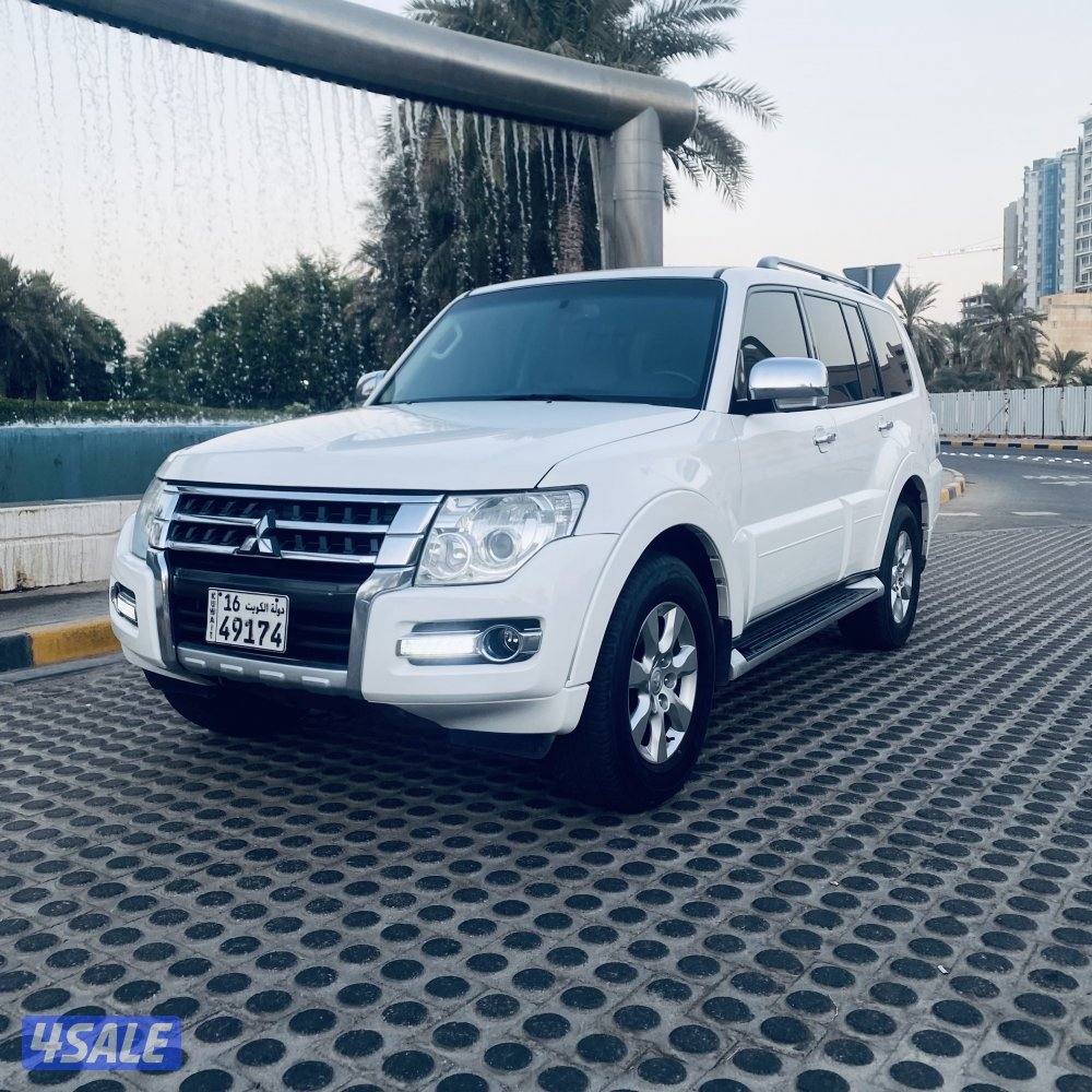 للبيع باجيرو / صبغ وكالة / موديل 2019 / مكينة صغيرة0