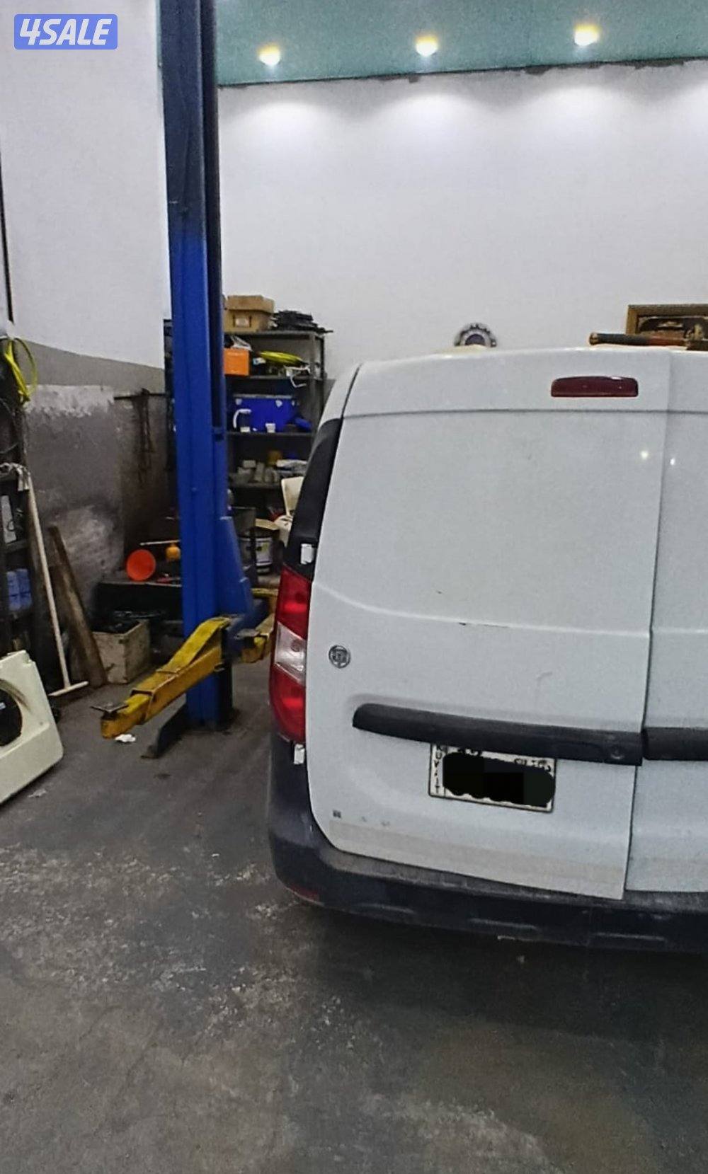 للبيع كراج مجهز بالكامل2