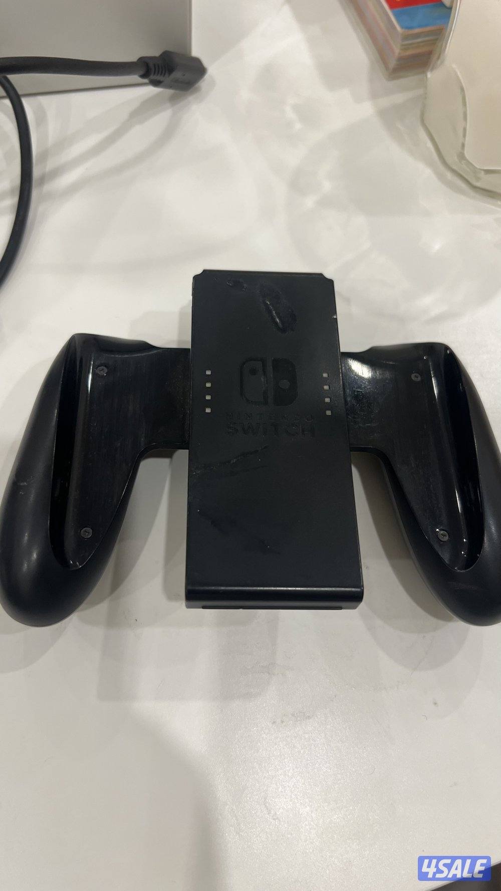 نينتندو سويتش اوليد مستعمل نظيف جداً واستعماله خفيف4