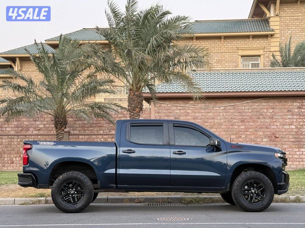 سلفرادو TRIL BOSS بحالة الوكالة4