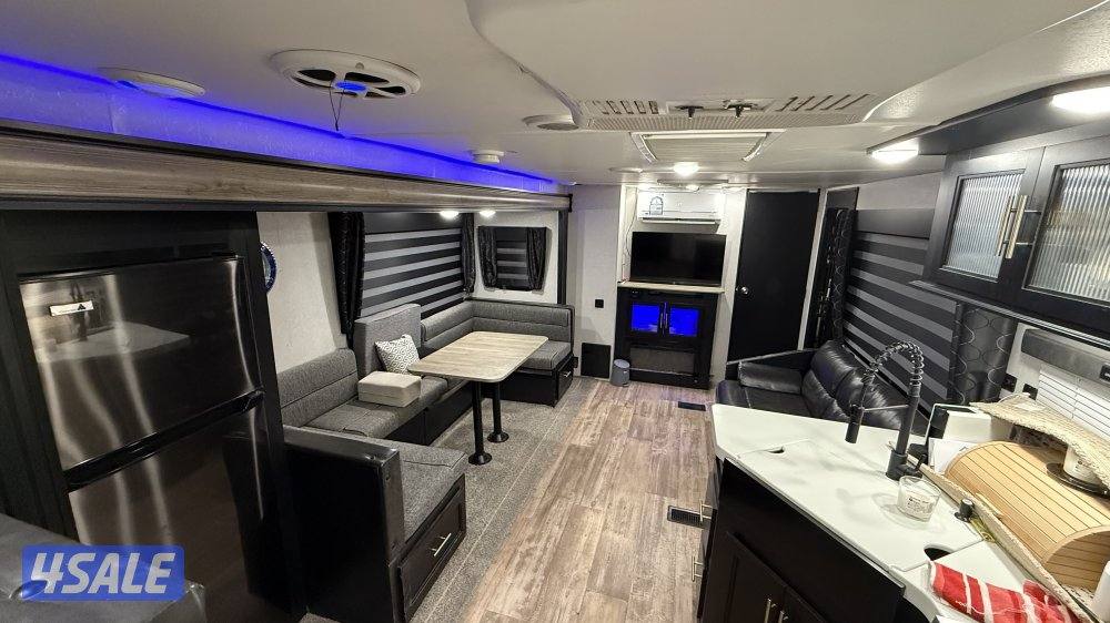 كرفان 32 قدم مجهز بالكامل كالجديد13