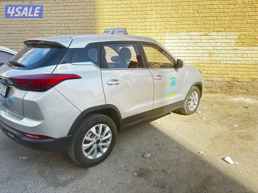 مدربات تعليم قياده السيارات من الصفر للاحتراف1