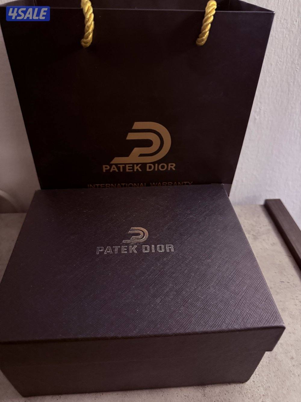 للبيع – ساعة Patek Dior أصلية (إصدار محدود)1