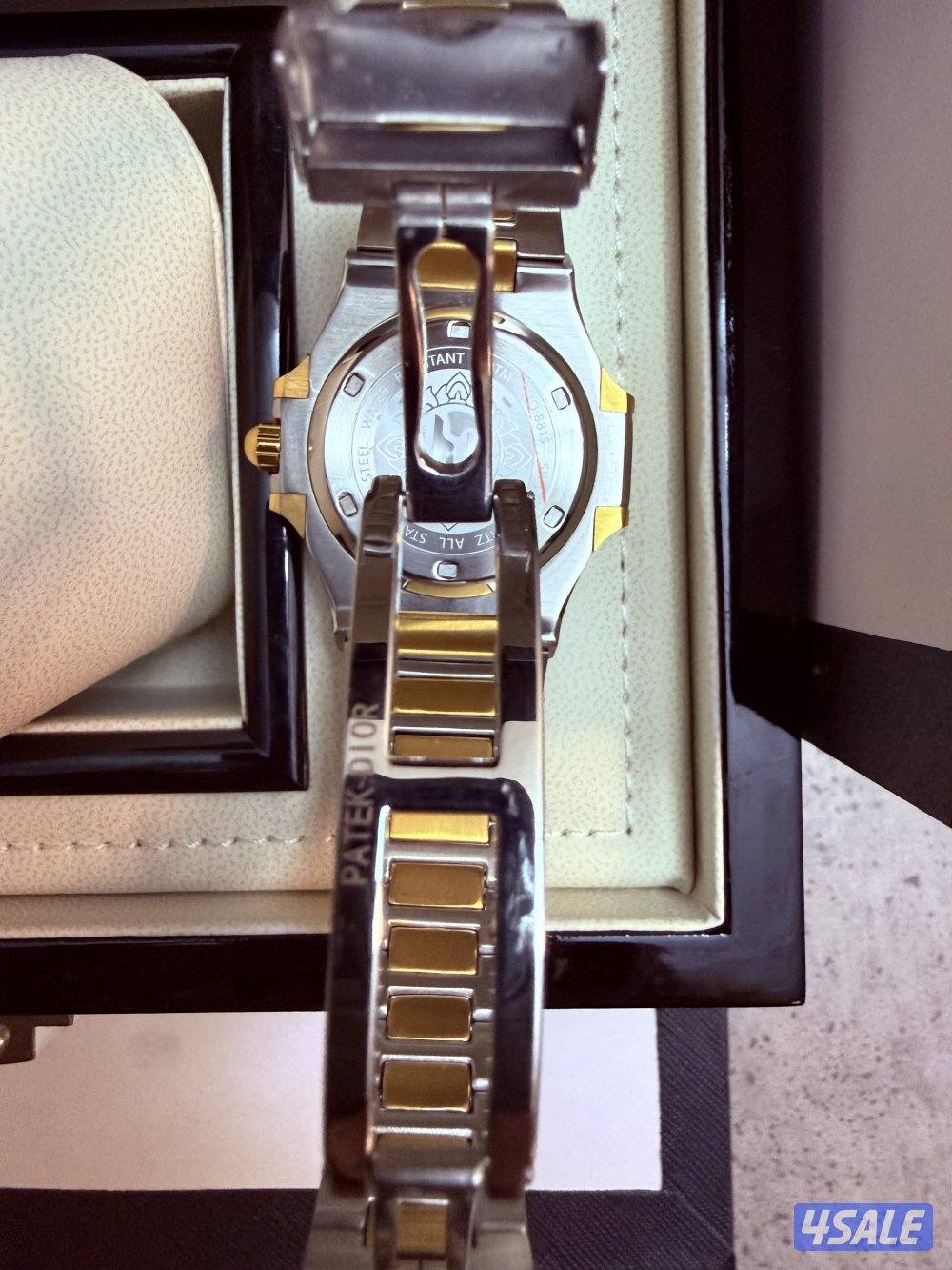 للبيع – ساعة Patek Dior أصلية (إصدار محدود)4