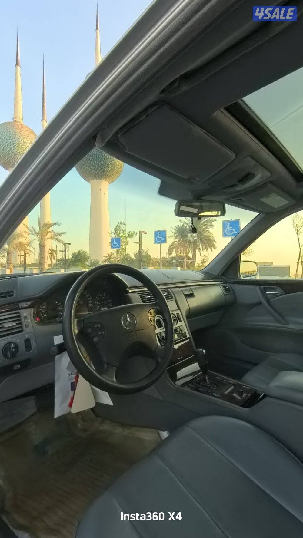 Mercedes-Benz E240 (Classic) – 20021