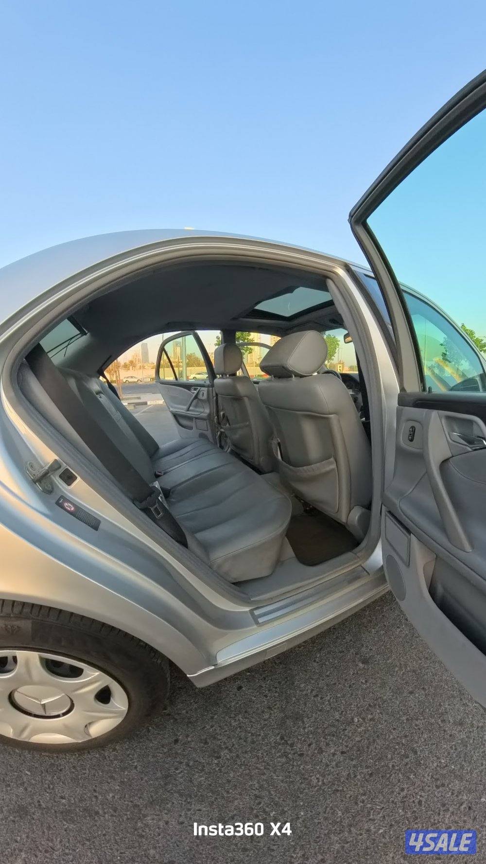 Mercedes-Benz E240 (Classic) – 200213