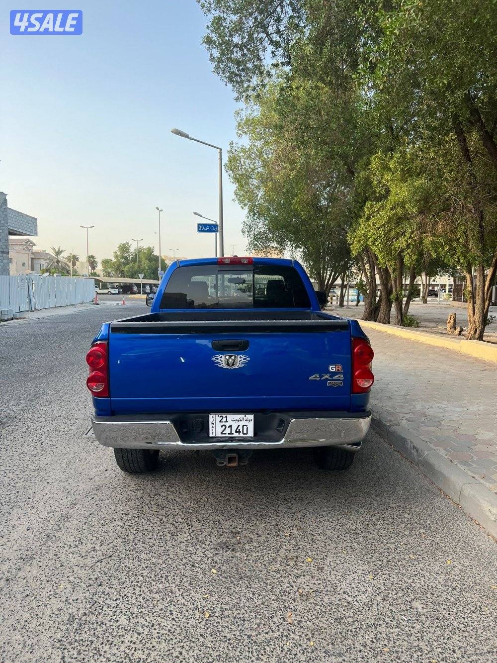 للبيع دودج رام الفل دبل قير فتحه جلد شاشه رنق كروم زينون نظيف منفوظ5