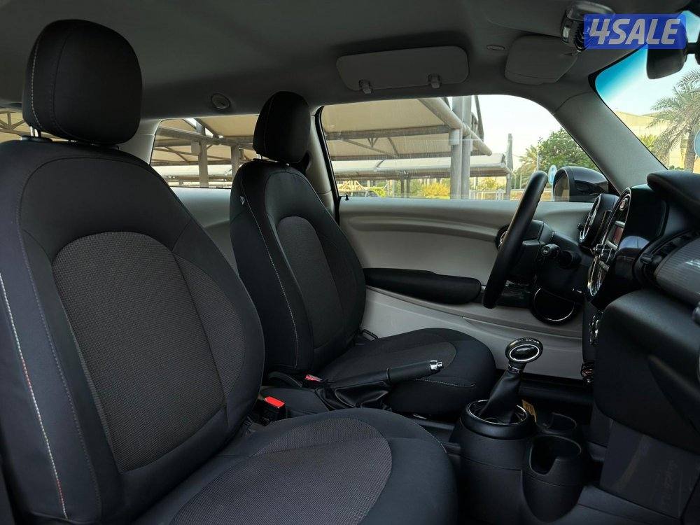 للبيع MINI COOPER موديل 2015 وارد الغانم8