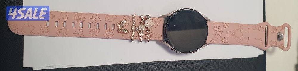 Samsung Galaxy Watch 5 - 40mm - good condition0